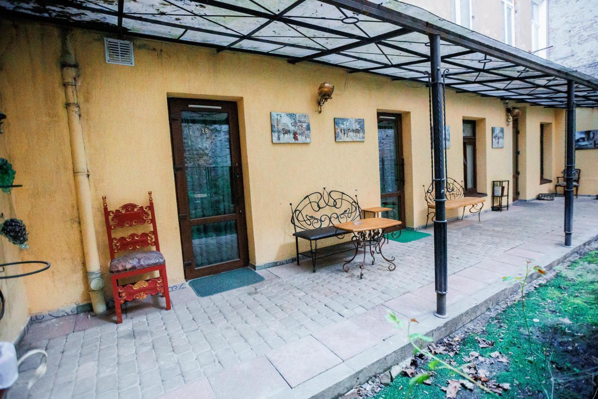Staryi Krakiv Hotel Lviv Exterior foto