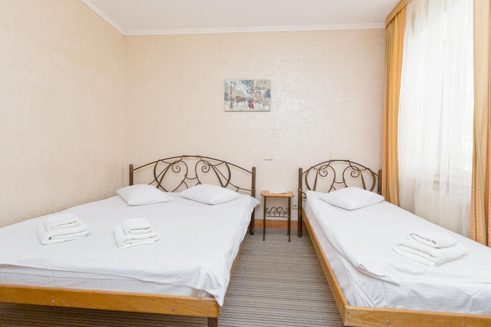 Staryi Krakiv Hotel Lviv Exterior foto